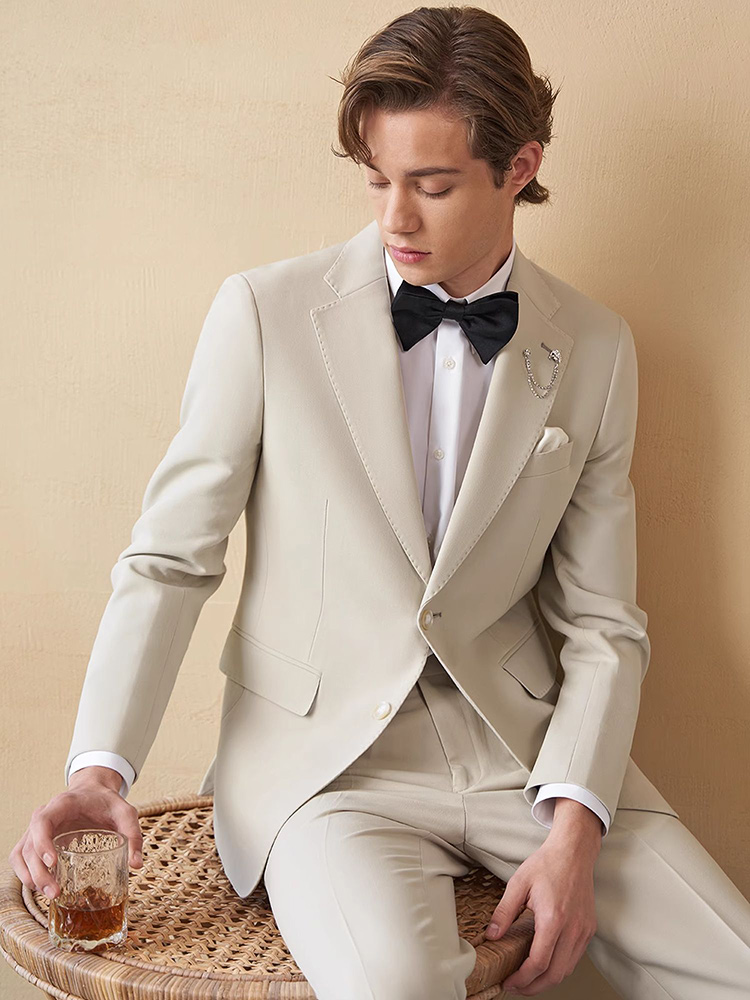 Męski Garnitur Luksusowy Beżow – Young Men'S Grooming recenzja i cena
